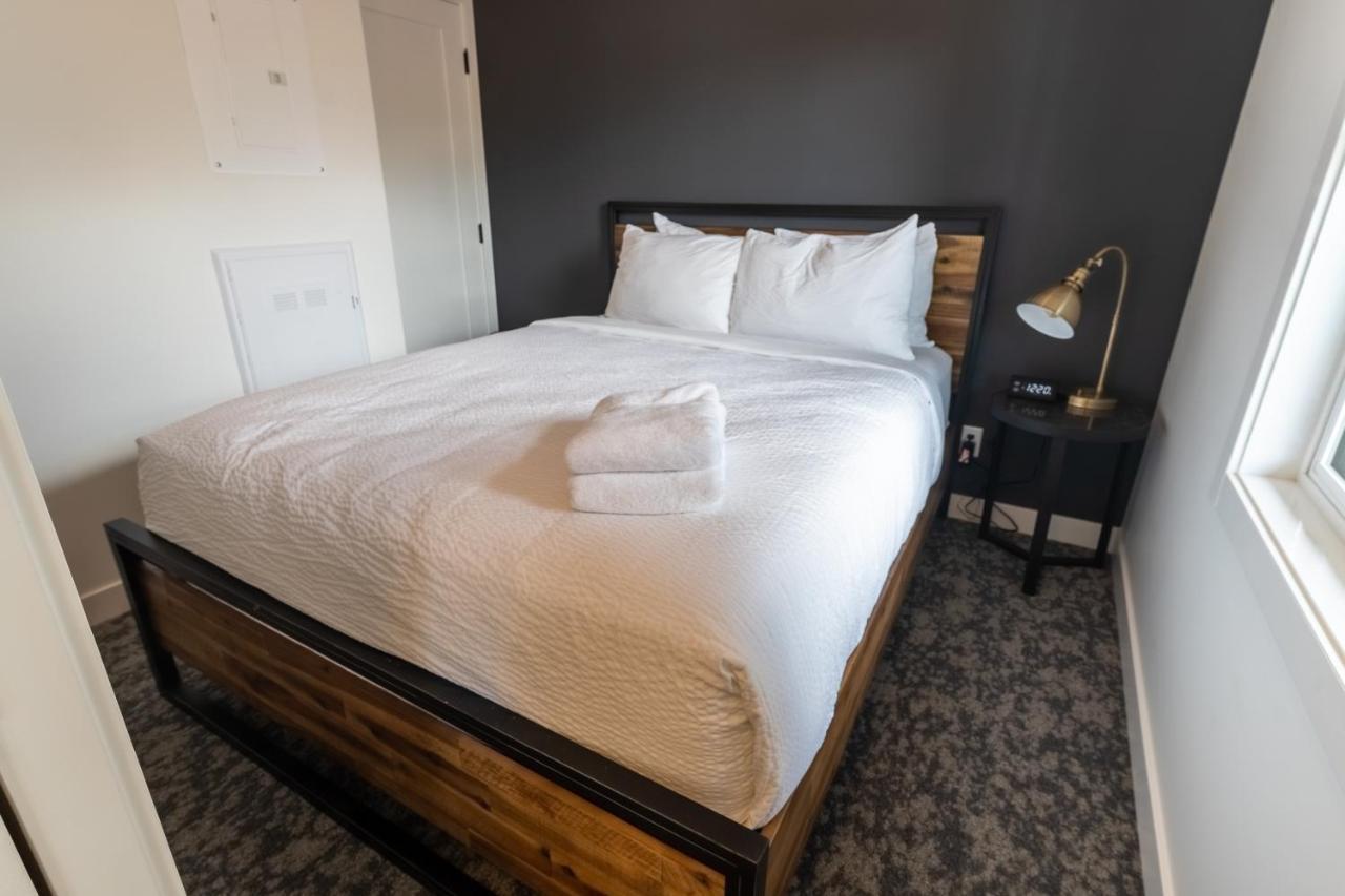 Basecamp Suites Canmore Eksteriør billede